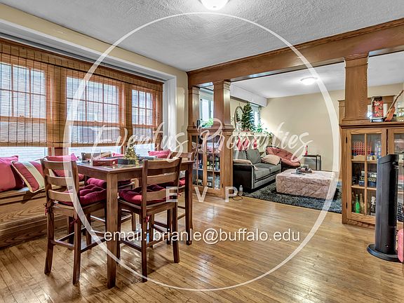 4th image of 257 Winspear Ave Floor 1