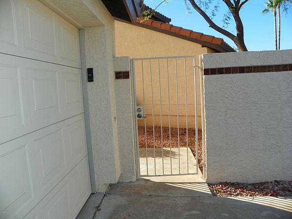 4th image of 11128 N 108th Pl