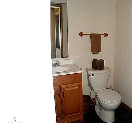 5th image of 1008 E Touraine Ave
