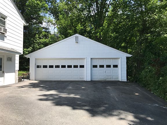 Three Car Detached Garage