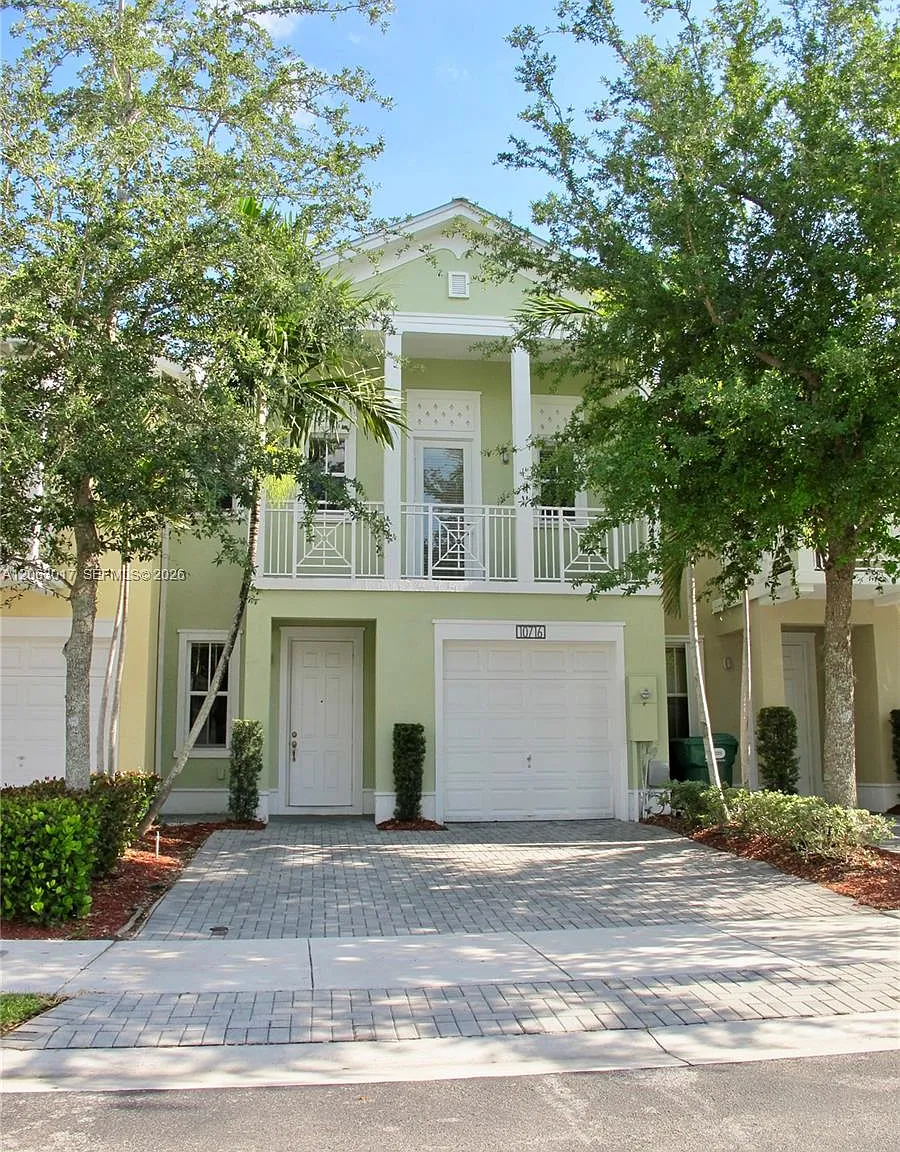 Reserve At Doral East — Photo 1
