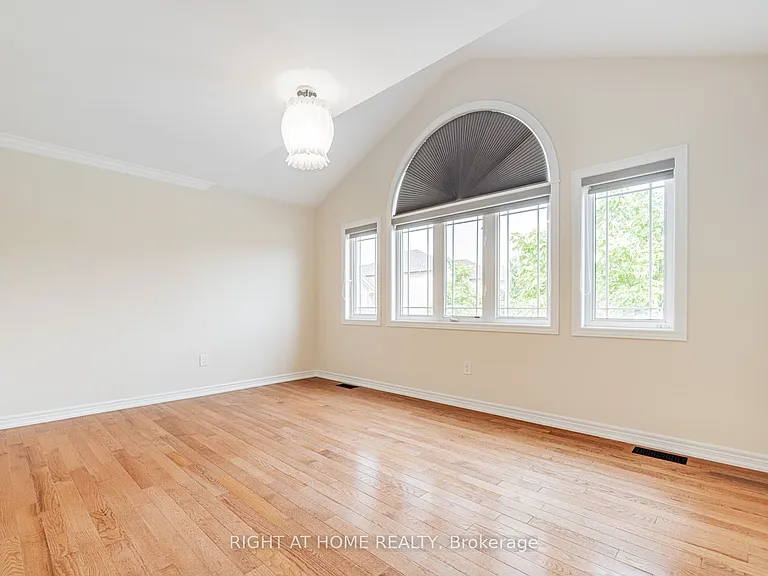 67 Timna Cres — Photo 25