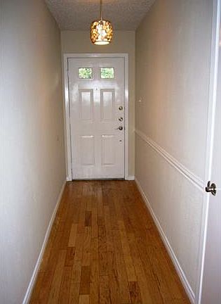 5th image of 8405 Loralinda Dr