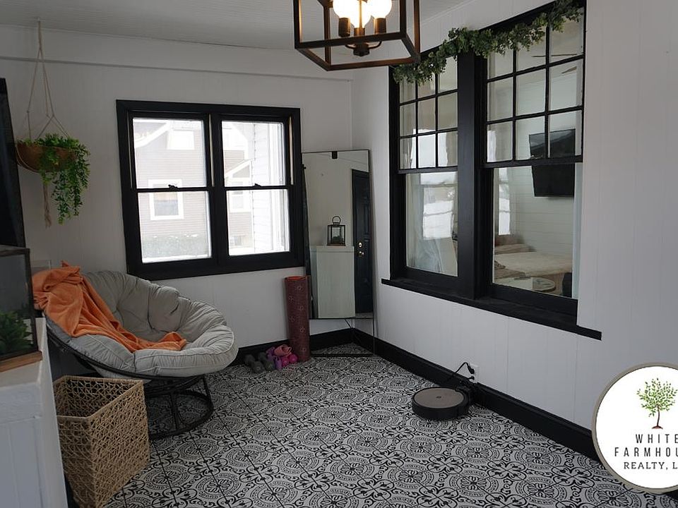 325 S Main St, Pilger, NE 68768 Zillow