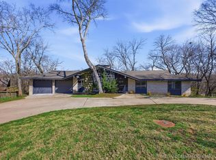 2108 Skyline Pl, Bartlesville, OK 74006