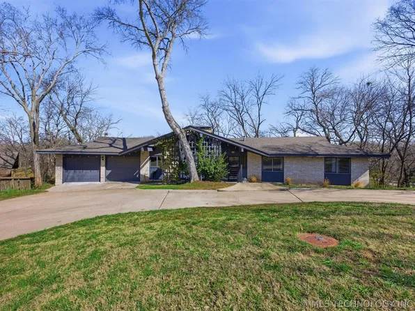 2108 Skyline Pl, Bartlesville, OK 74006