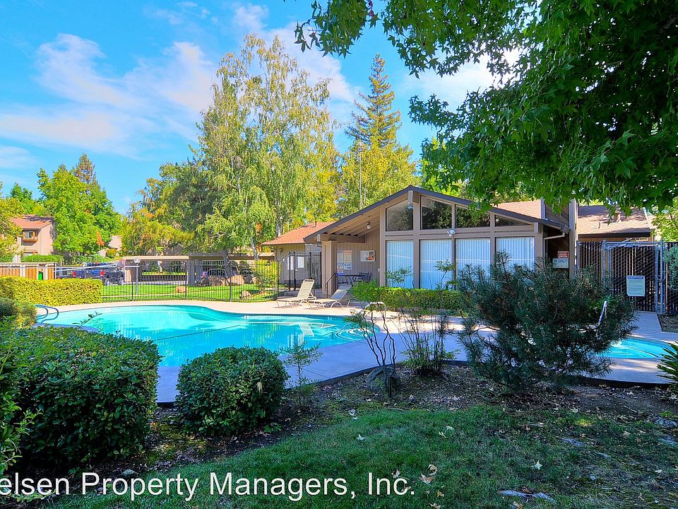 1st image of 5333 Primrose Dr APT 20A