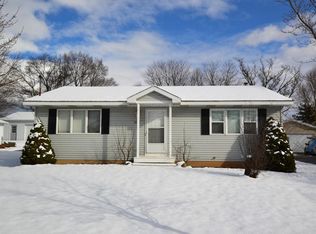 6658 Hanna Lake Ave SE, Caledonia, MI 49316