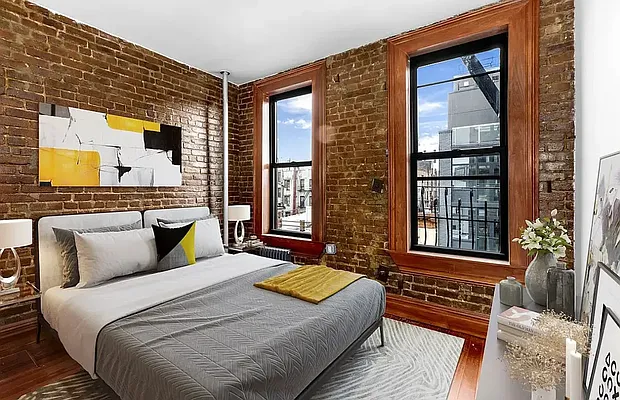 Rented by Compass | media 7