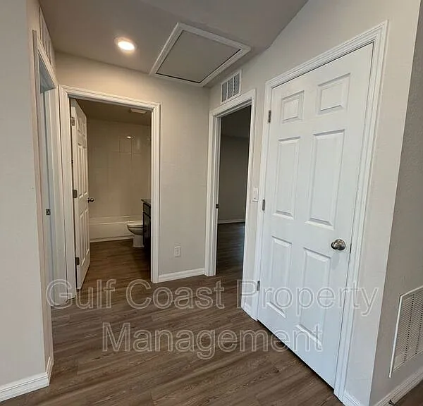 10162 Tramore Ave — Photo 16