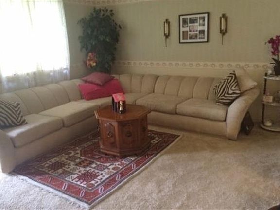 5th image of 1001 Countryside Dr