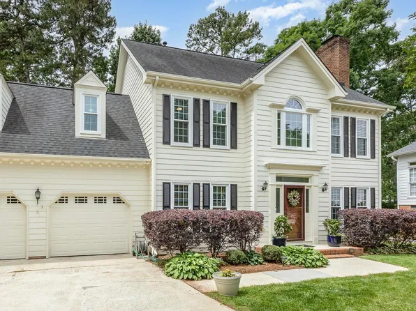 104 Odessa Cir, Cary, NC 27513