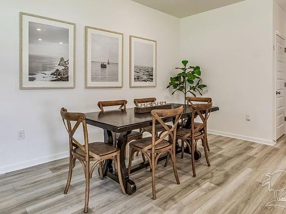 4th image of 417 Oak Glen Dr #11B