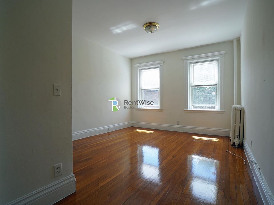 1st image of 1292 Commonwealth Ave Ste 1