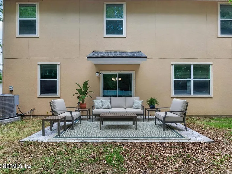 45047 Amhurst Oaks Dr — Photo 31
