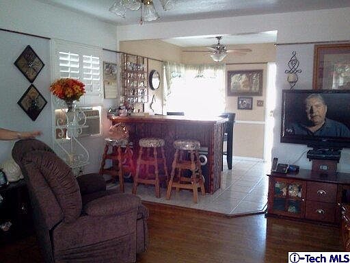 2nd image of 419 S Grandin Ave