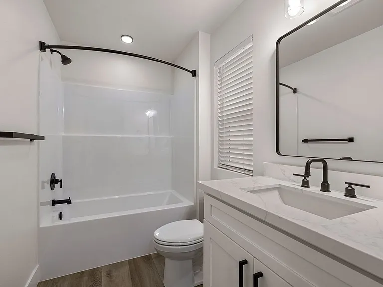 1129 Fawcett Ave — Photo 10