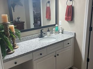 4871 S Sandy Ct, Battlefield, MO 65619