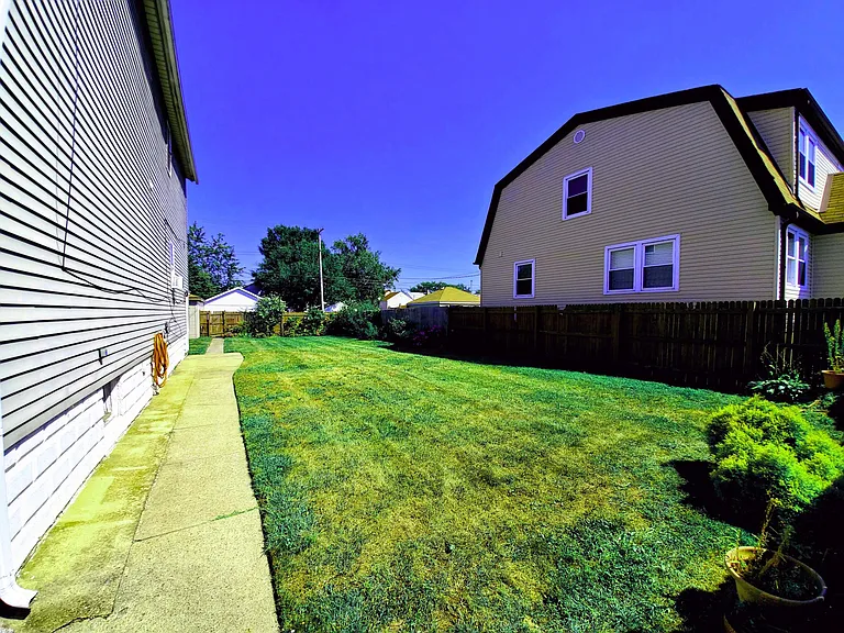 4129 Towle Ave — Photo 3