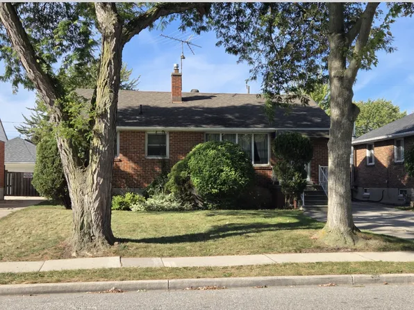 831 Watson Ave, Windsor, ON N8S 3S9