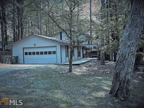 4th image of 741 Pebble Creek Dr