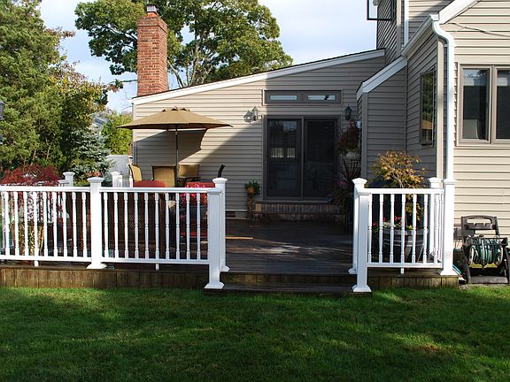 4th image of 13 Bay St