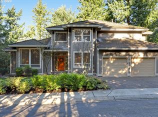 10381 NW Royal Rose Ct, Portland, OR 97229