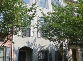 131 W Ridge Way, Roswell, GA 30076