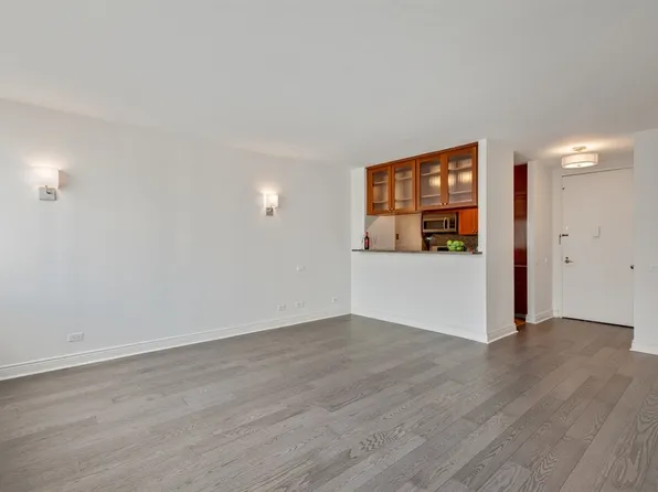 330 E 75th St, New York, NY