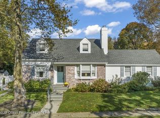 56 Garfield Pl, Red Bank, NJ 07701