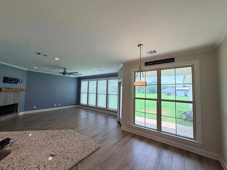 3520 Windwood Cir — Photo 15