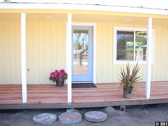 2nd image of 1954 Vine Ln