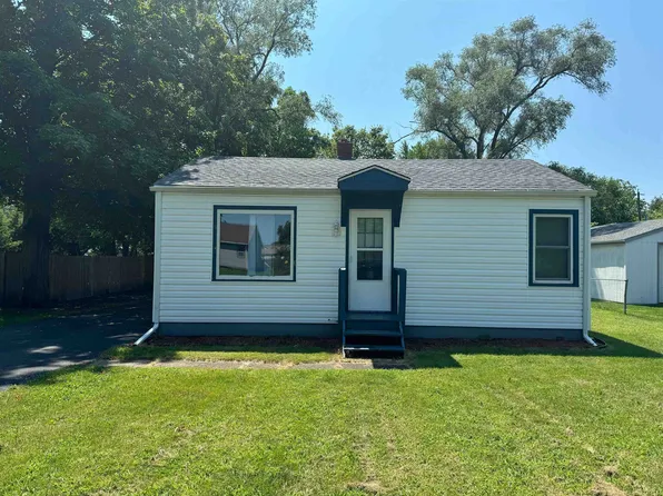 319 Huron Rd, Machesney Park, IL 61115