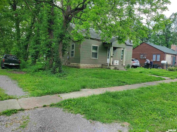 607 W Walnut St #1, Carbondale, IL 62901