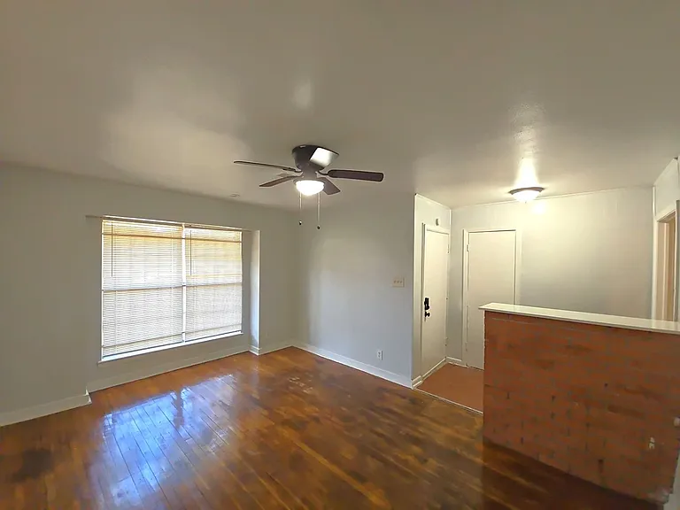 4203 Wuthering Heights Dr — Photo 4