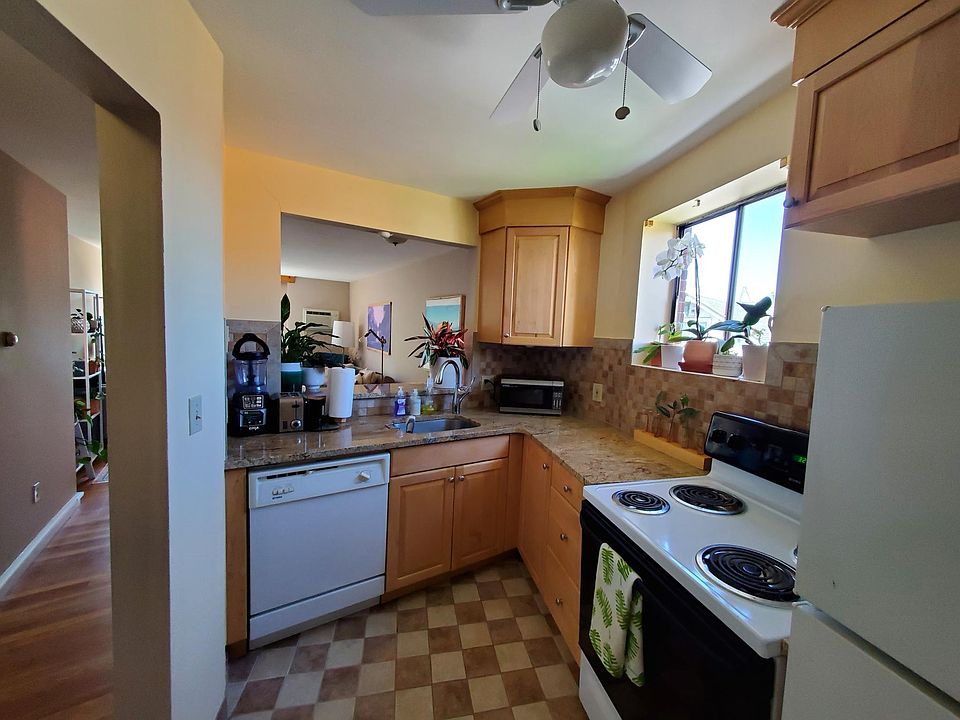 1st image of 34 Babcock St #23