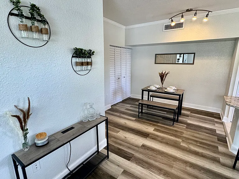 9024 Lake Chase Island Way #9024 — Photo 10