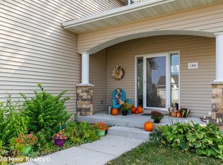 190 SE Dillon Dr, Waukee, IA 50263