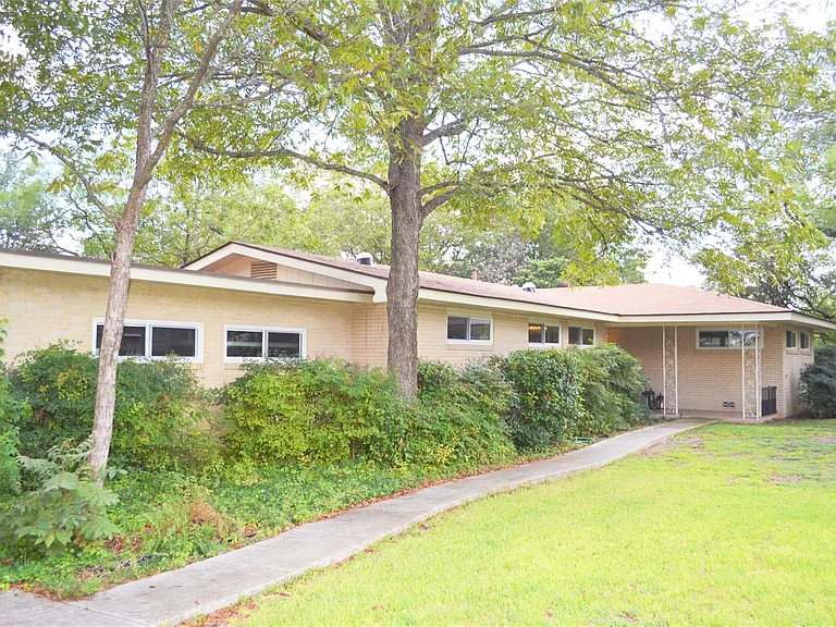 446 Pike Rd — Photo 3
