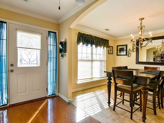 5th image of 1247 Long Leaf Ln