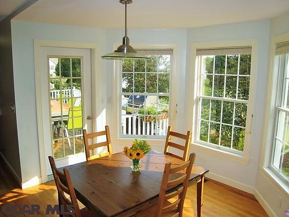 5th image of 688 Tanager Dr