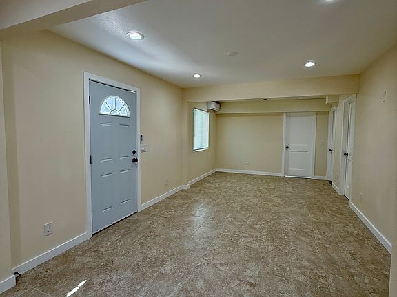 2nd image of 1013 Treadwell Ave