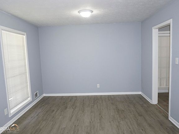 3rd image of 5601 Richlo Ct