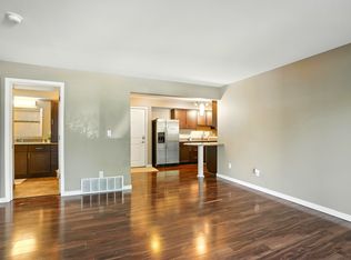 1000 Oakcrest St, Iowa City, IA 52246