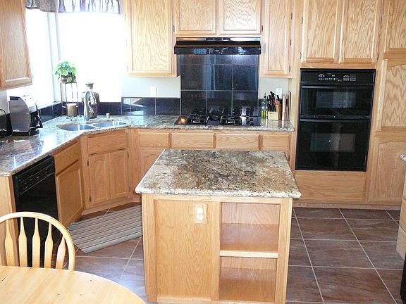 3rd image of 8094 Gaiman Ct