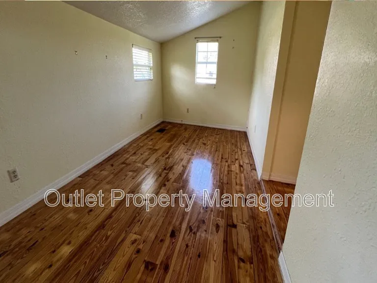 34 S Dean Rd — Photo 8