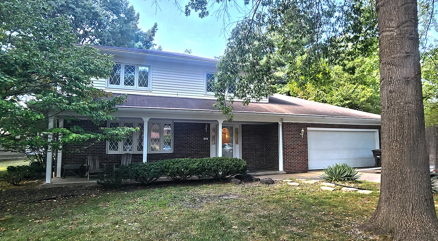 35 Lakeshore Dr photo 1