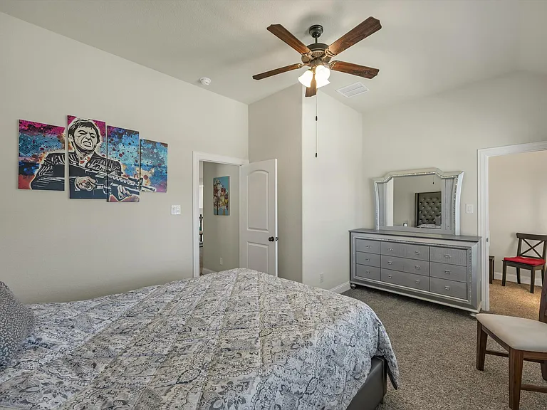5520 Palisades Dr — Photo 44