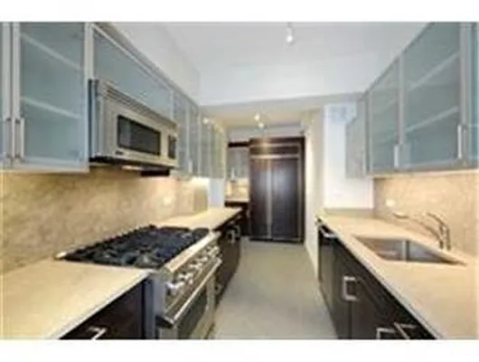 Rented by Douglas Elliman | media 6