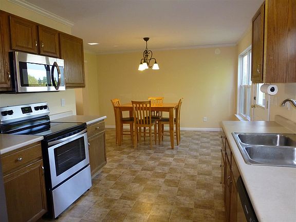 5th image of 2713 Fister Place Blvd